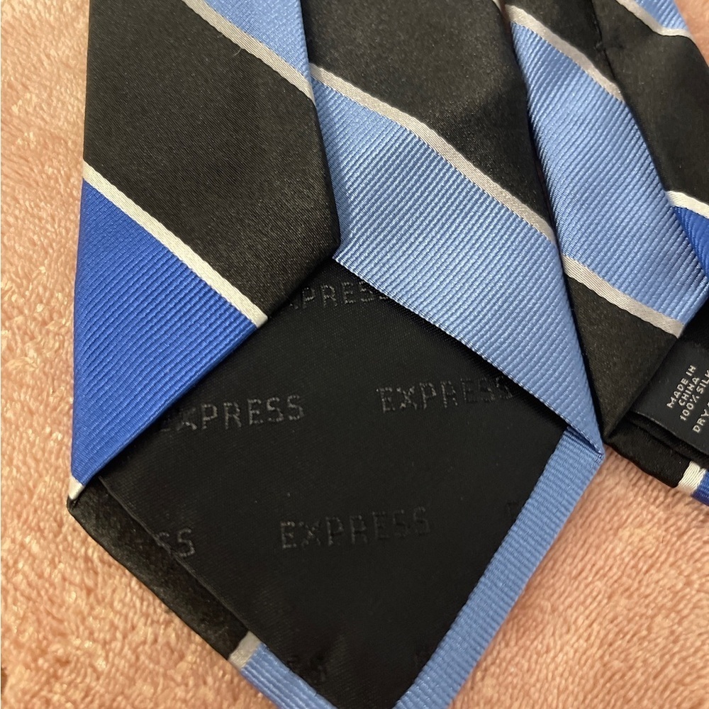 Express Men's Tie with Black and Blue Stripes - Picture 8 of 8